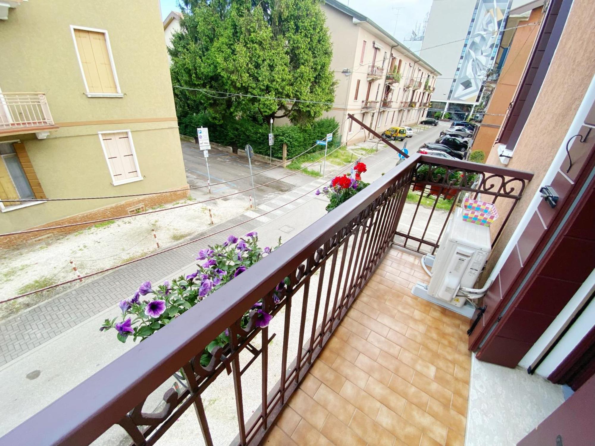 Gris Apartment: Venice Местре Экстерьер фото